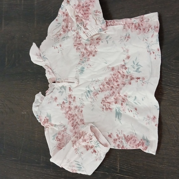 Floral and Star Print Kids Tops (2) 12 Months - Picture 6 of 6